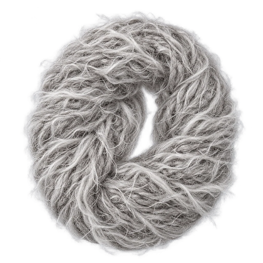 Nylon Feather — Baly yarn photograph — illustrative scene