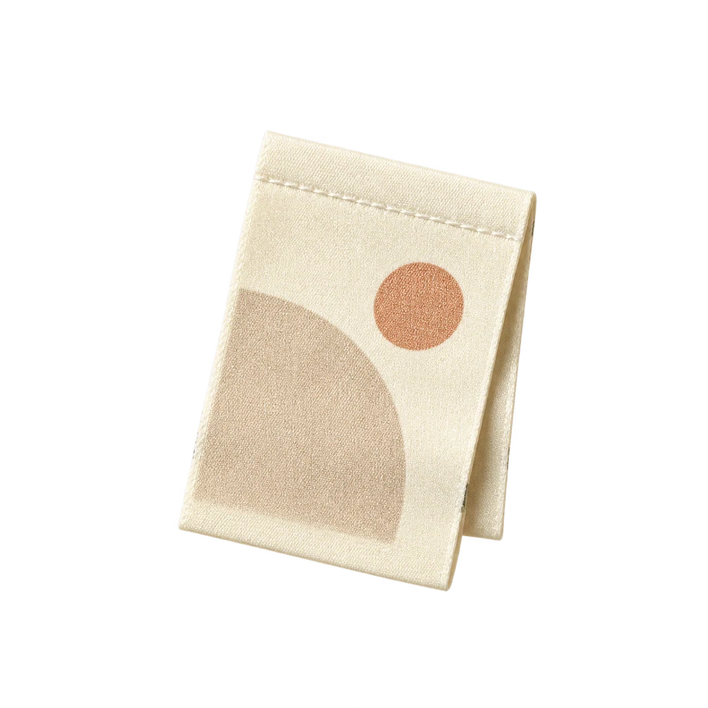 Hang Tag Printing — Baly product photograph — illustrative scene